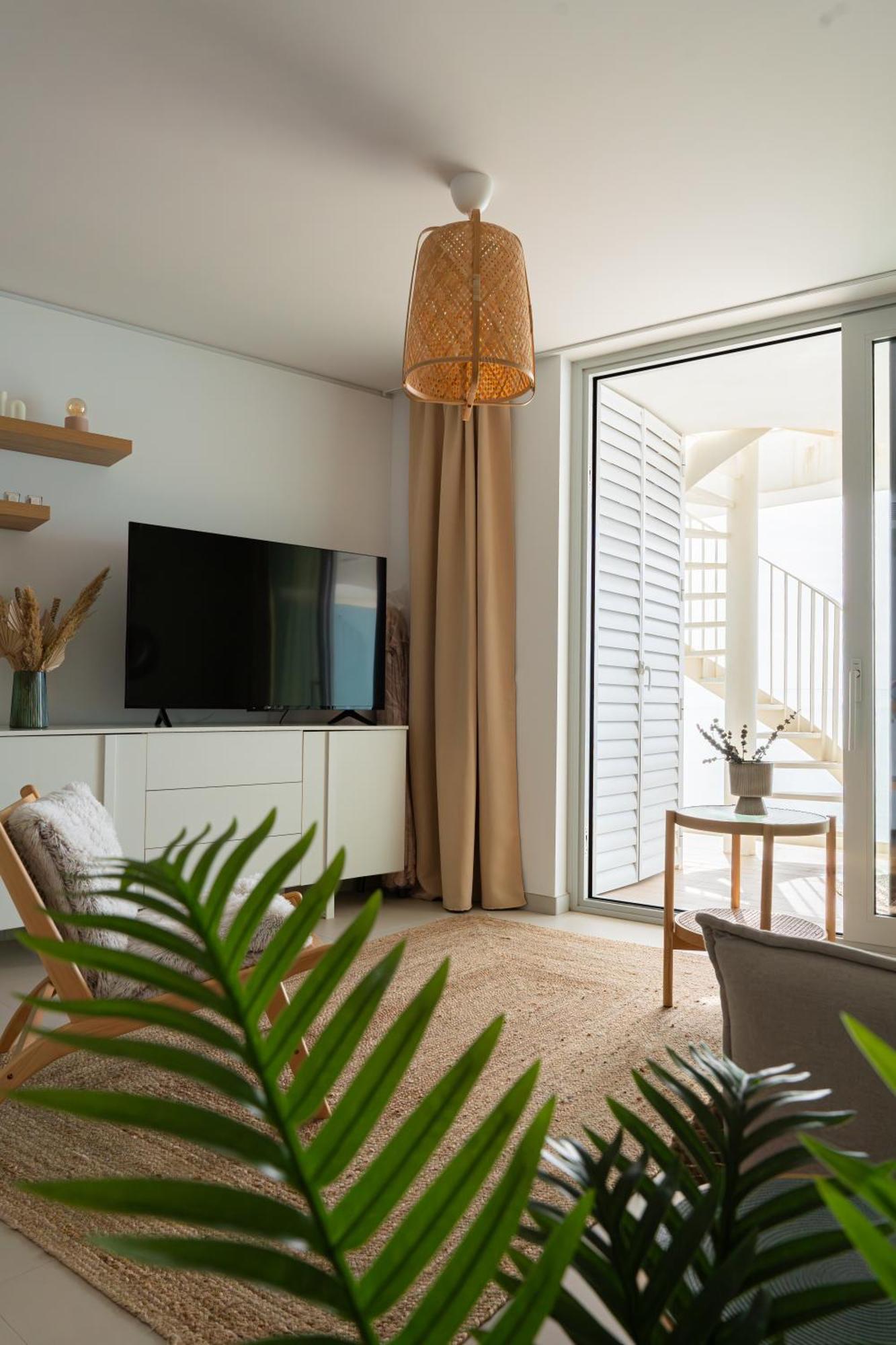 Panoramic Seaview Penthouse The Wave Apartment ฟูเอนฮิโรลา ภายนอก รูปภาพ