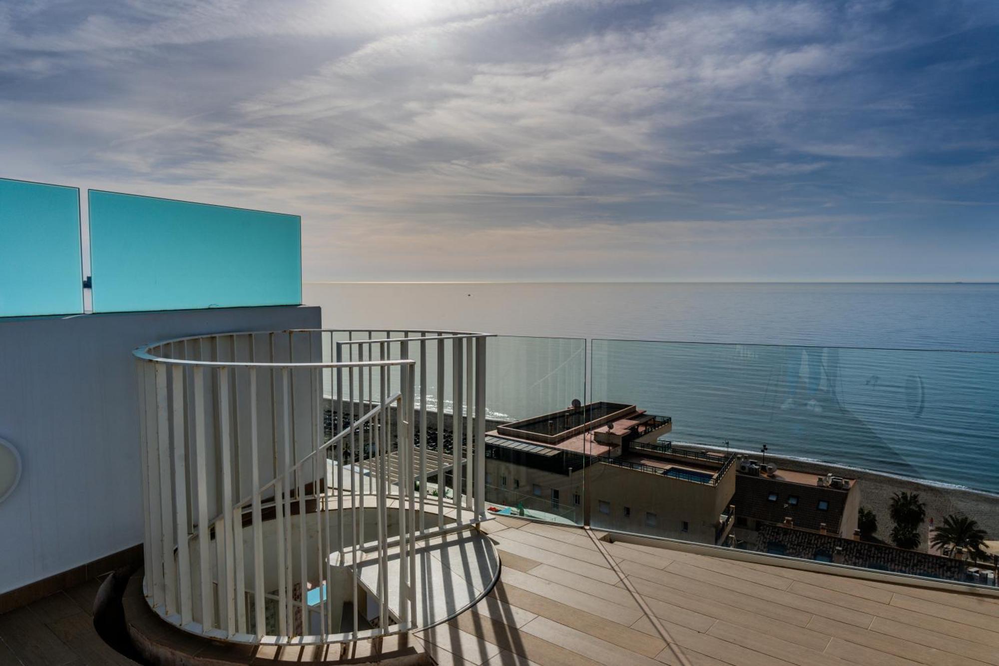 Panoramic Seaview Penthouse The Wave Apartment ฟูเอนฮิโรลา ภายนอก รูปภาพ